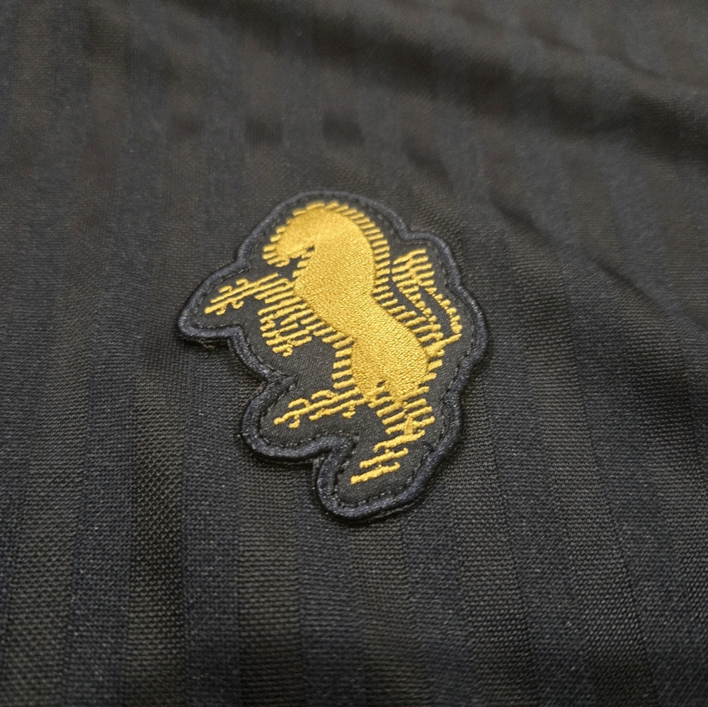 2025 Juventus Icon Soccer Jersey - Picture 4 of 9